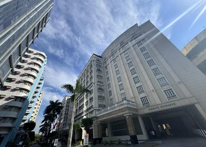 Siayan Condotel At 150 Newport Blvd 3* Manila