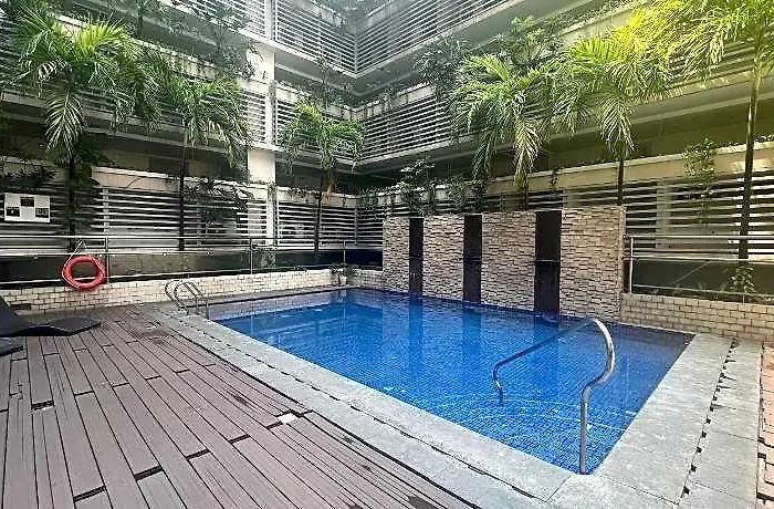 Siayan Condotel At 150 Newport Blvd Manila